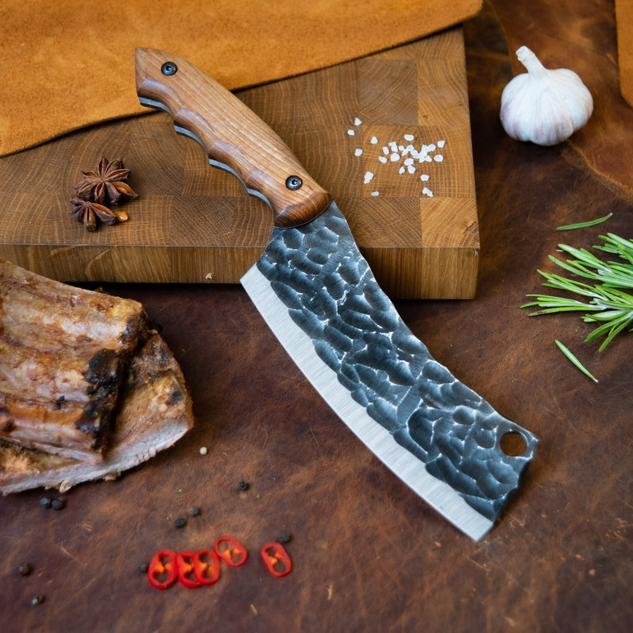 Crescent Cleaver Guide: Shape, Steel, and When to Use One