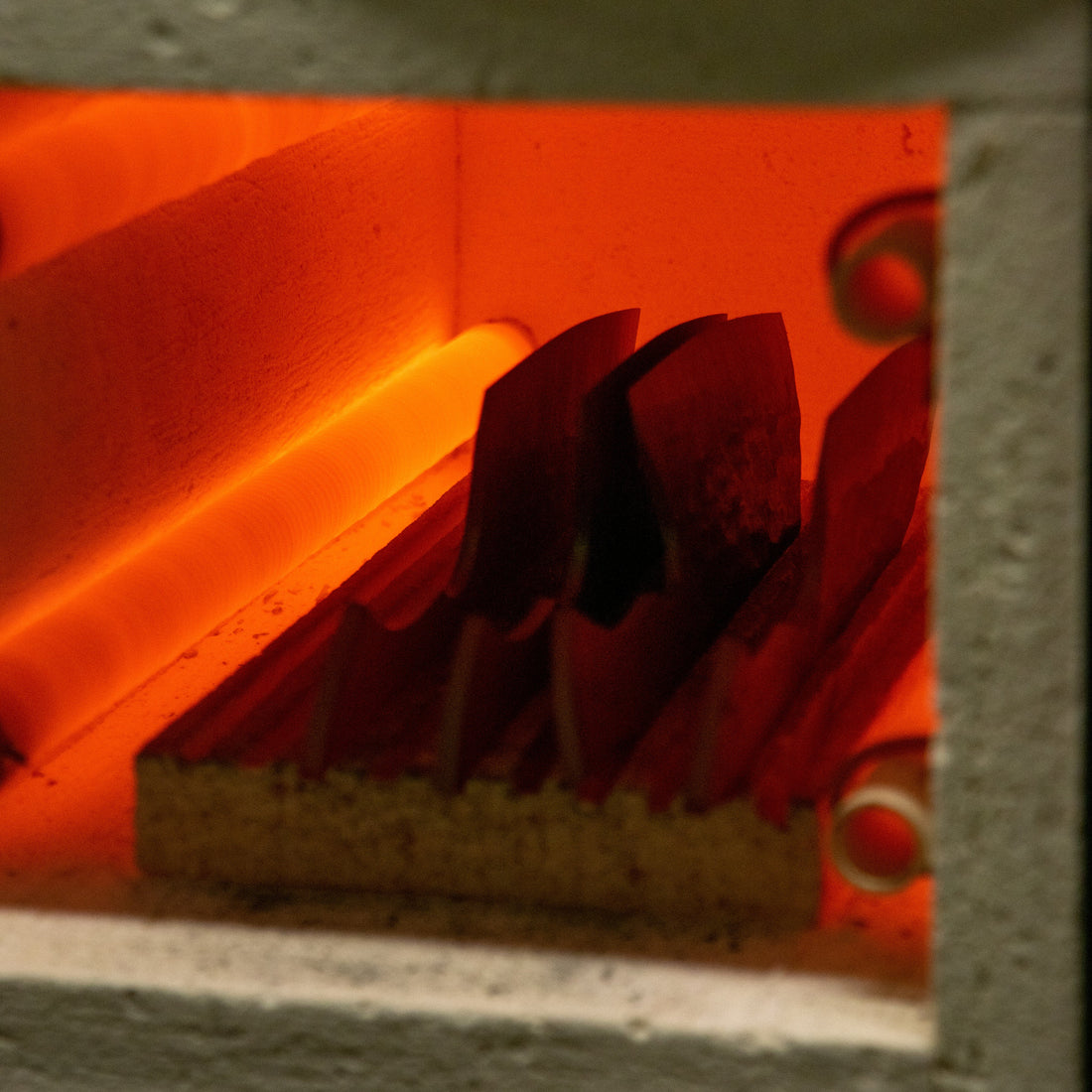 Materials: steel & wood