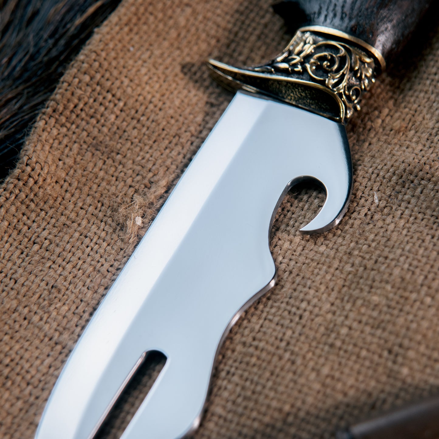 "3-in1 Mirror" Knife