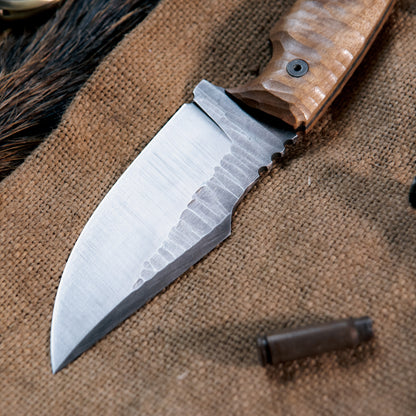 "Skinner L" Knife