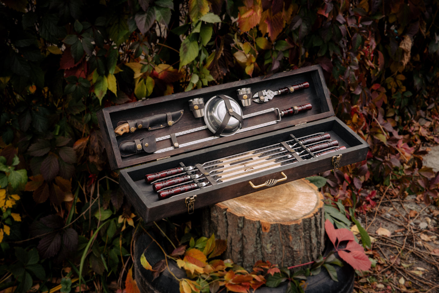 Deluxe BBQ Skewer & Tableware Set in Wooden Case