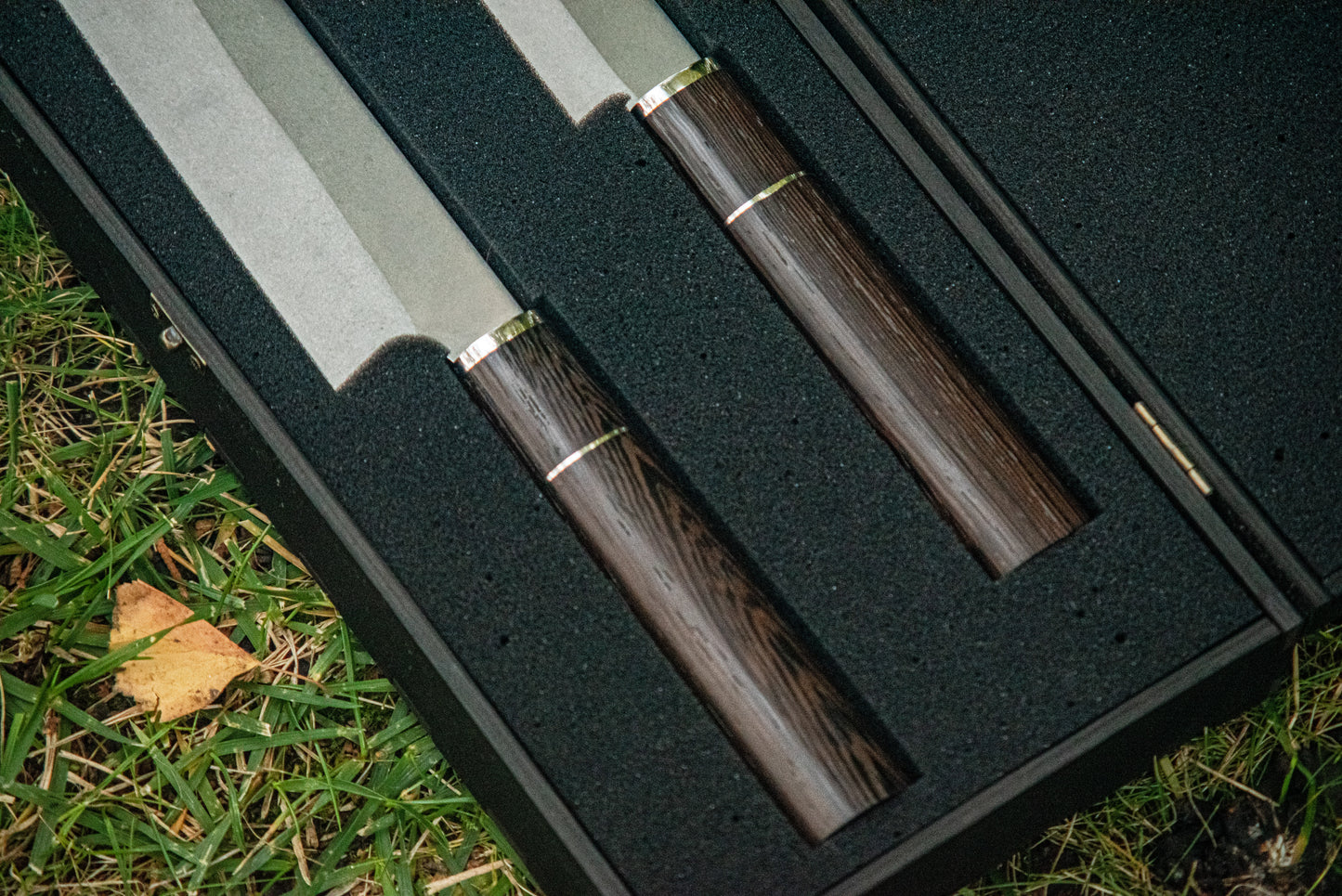 “Santoku Duet” – Handmade Author’s Chef Knifes in Wooden Box