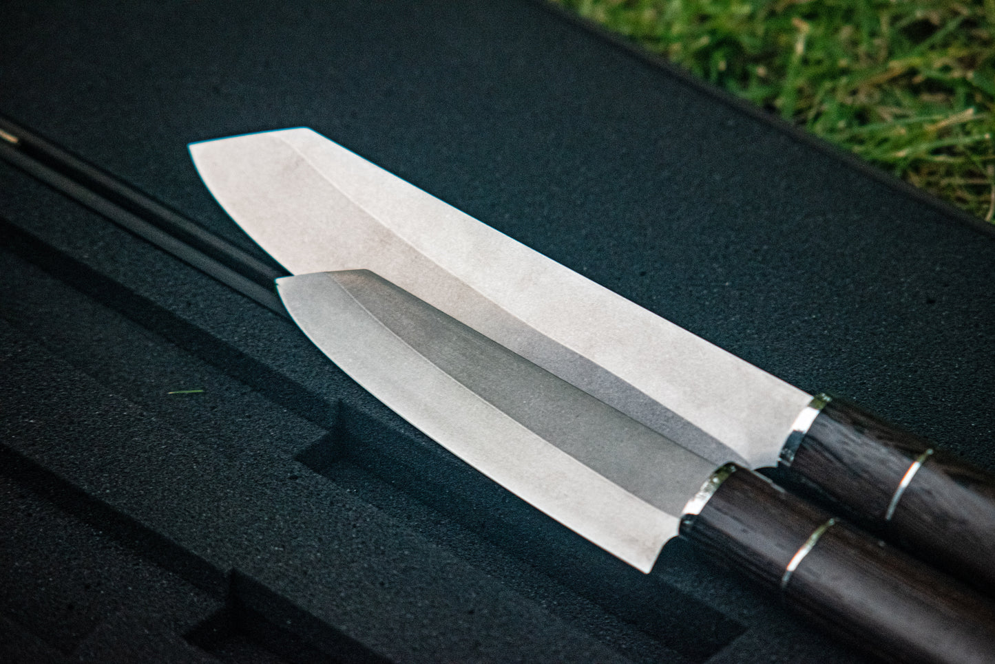 “Santoku Duet” – Handmade Author’s Chef Knifes in Wooden Box