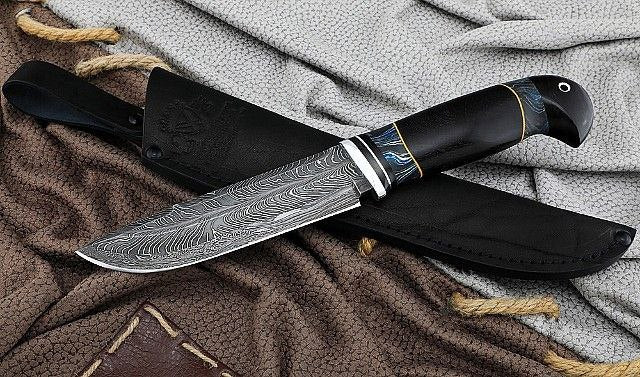 HANDMADE KNIFE "CRESCENT" WITH STONE TEXTURE