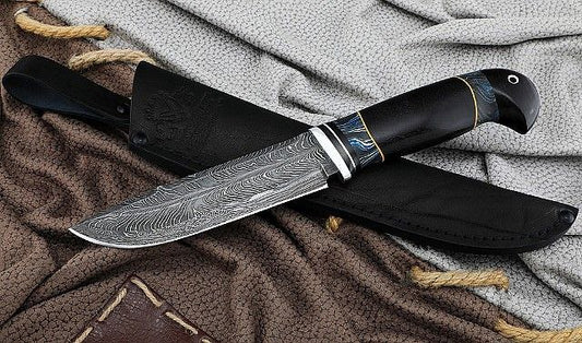 HANDMADE KNIFE "CRESCENT" WITH STONE TEXTURE